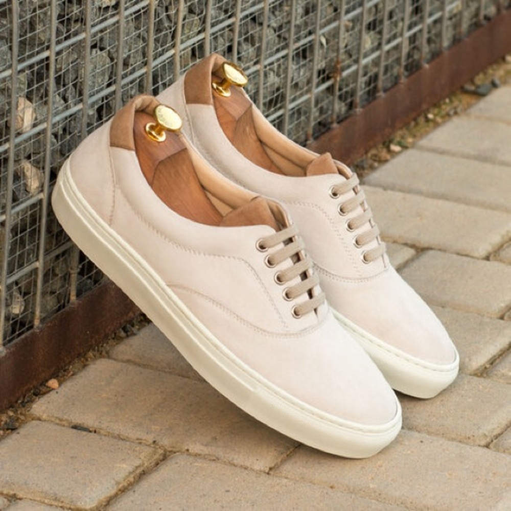 New in box Nisolo 100% leather x Anthropologie Beto go to court sneaker
